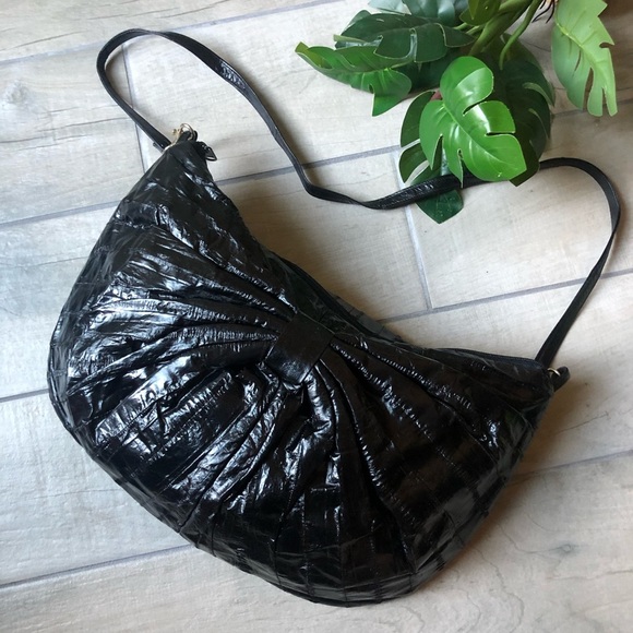 Vintage Handbags - Vintage genuine eel skin shoulder bag purse with bow detail in black.